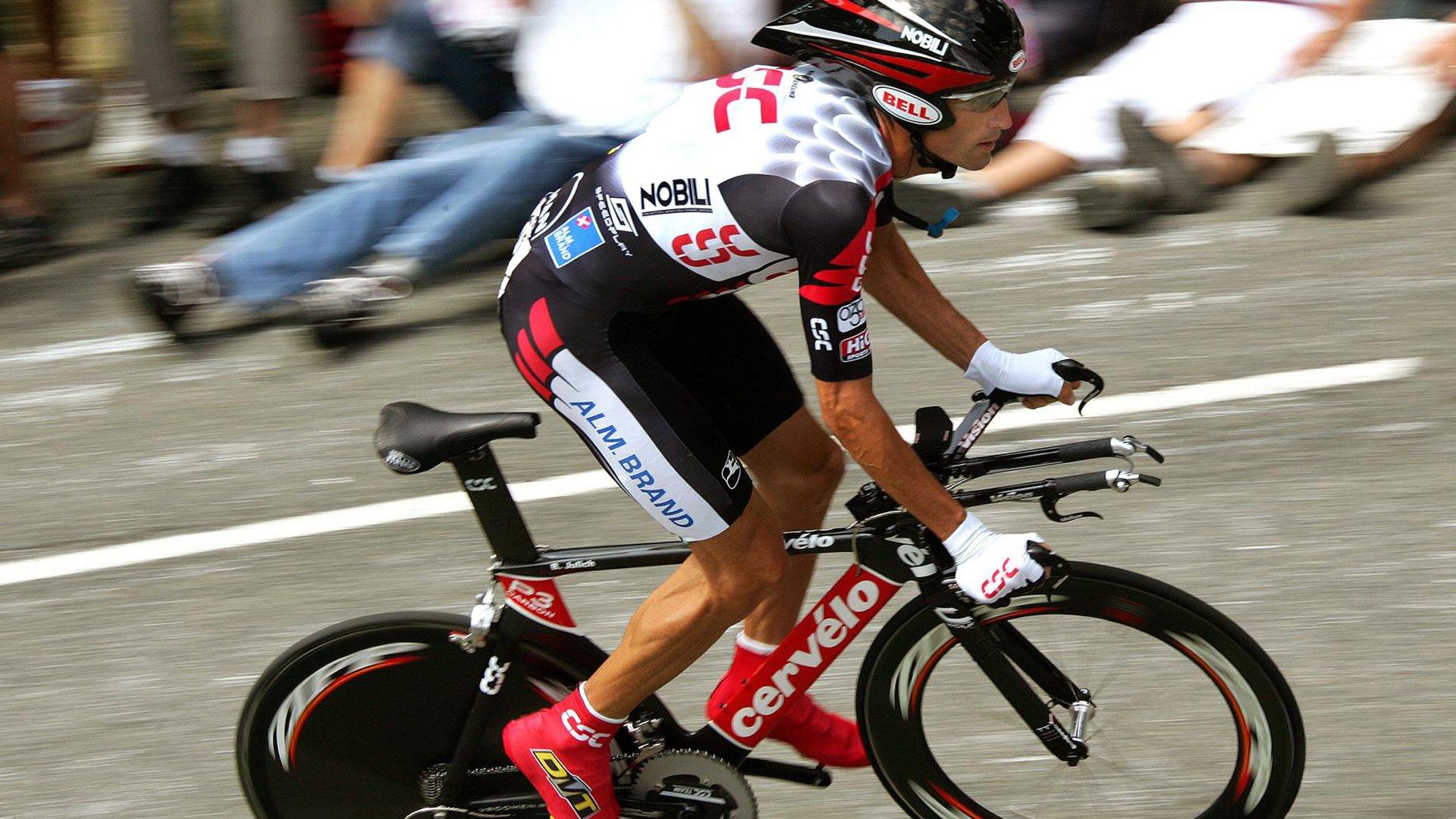 篮球界震撼噩耗,卢比奥左膝十字韧带撕裂,职业生涯面临严峻挑战